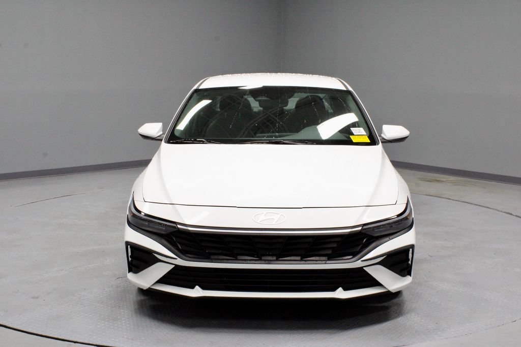 Used 2024 Hyundai Elantra SEL FWD image 6