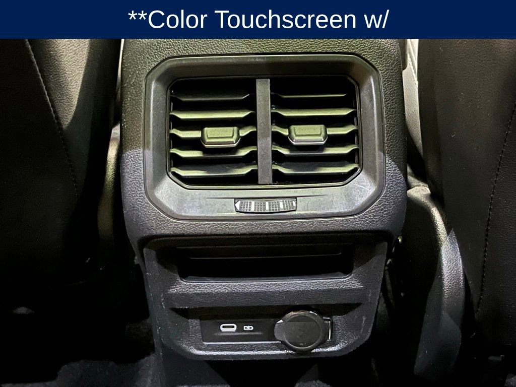 Used 2024 Volkswagen Tiguan SE w/ Panoramic Sunroof Package AWD/4WD image 11