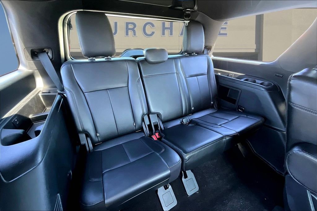 Used 2020 Ford Expedition XLT w/ Equipment Group 202A image 28