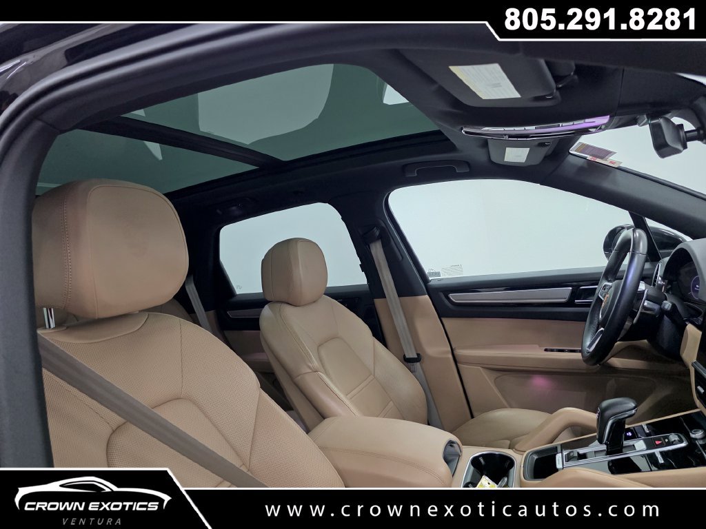 Used 2022 Porsche Cayenne Platinum Edition AWD/4WD image 12