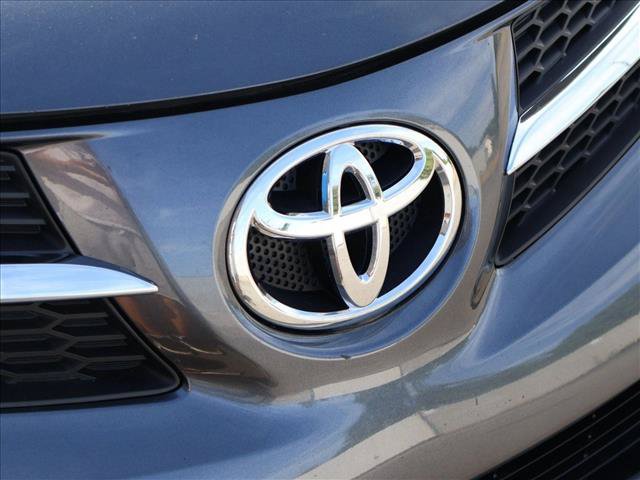 Used 2015 Toyota RAV4 LE AWD/4WD image 29