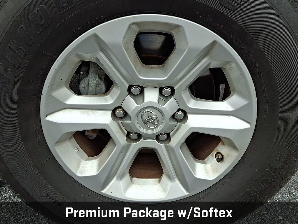 Used 2015 Toyota 4Runner SR5 Premium image 10