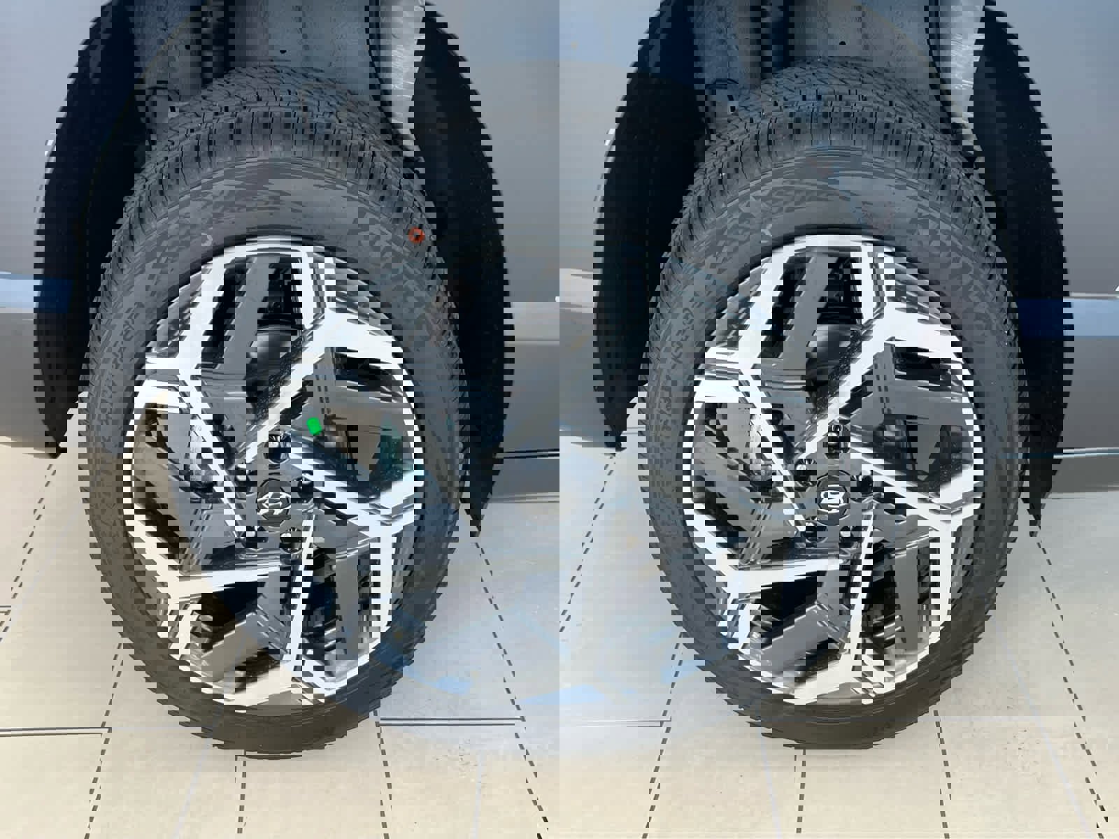 Used 2026 Hyundai Kona SEL Premium image 14