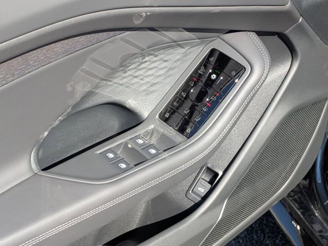 New 2026 Audi A6 Premium Plus AWD/4WD image 9