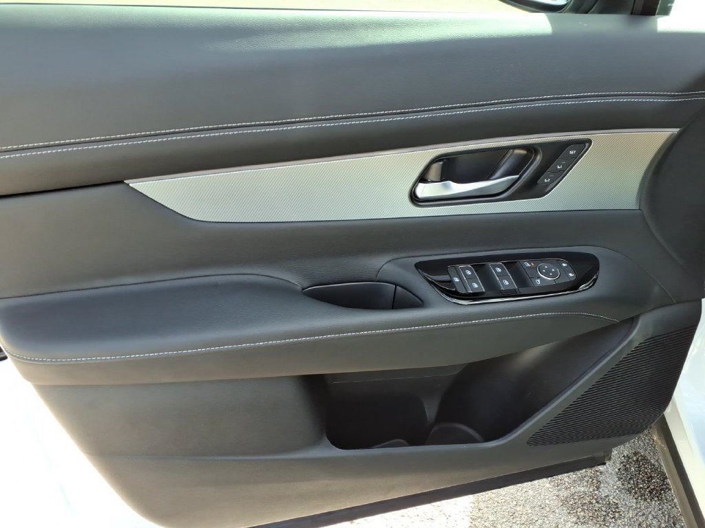 Used 2025 Nissan Murano SL w/ Cargo Package AWD/4WD image 9