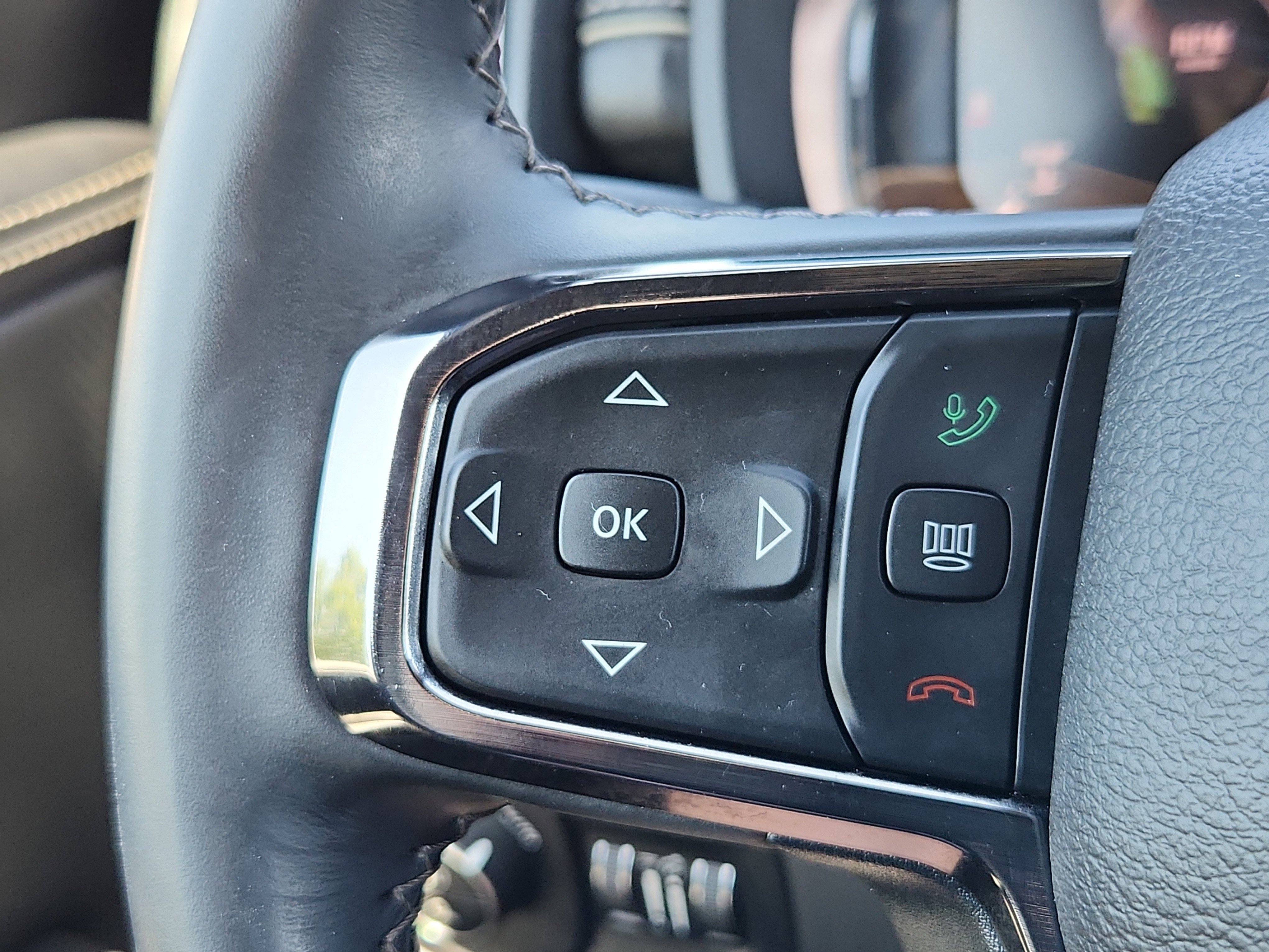 Used 2024 RAM 1500 Limited w/ Trailer Tow Group AWD/4WD image 21