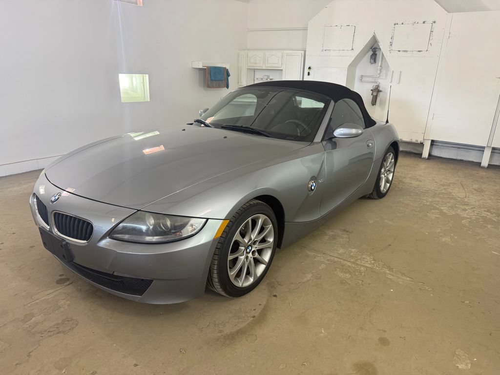 Used 2007 BMW Z4 3.0i RWD image 1