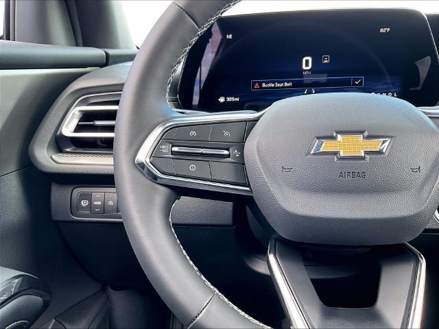 New 2027 Chevrolet Traverse LT FWD image 19