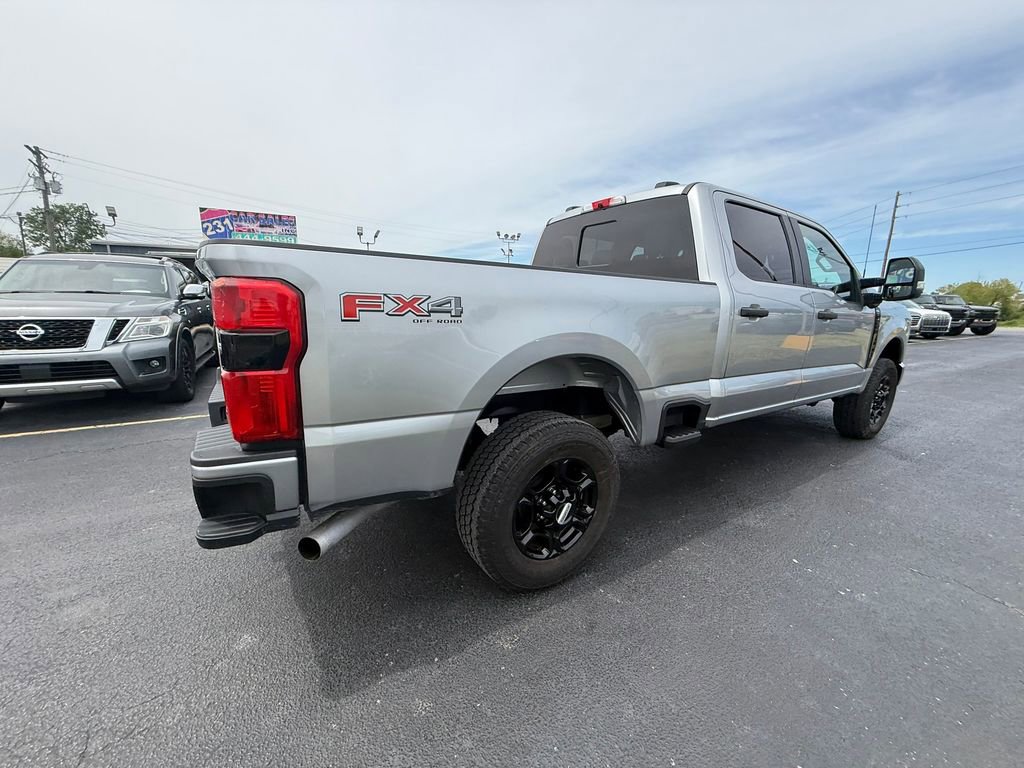 Used 2024 Ford F250 XL w/ STX Appearance Package AWD/4WD image 3