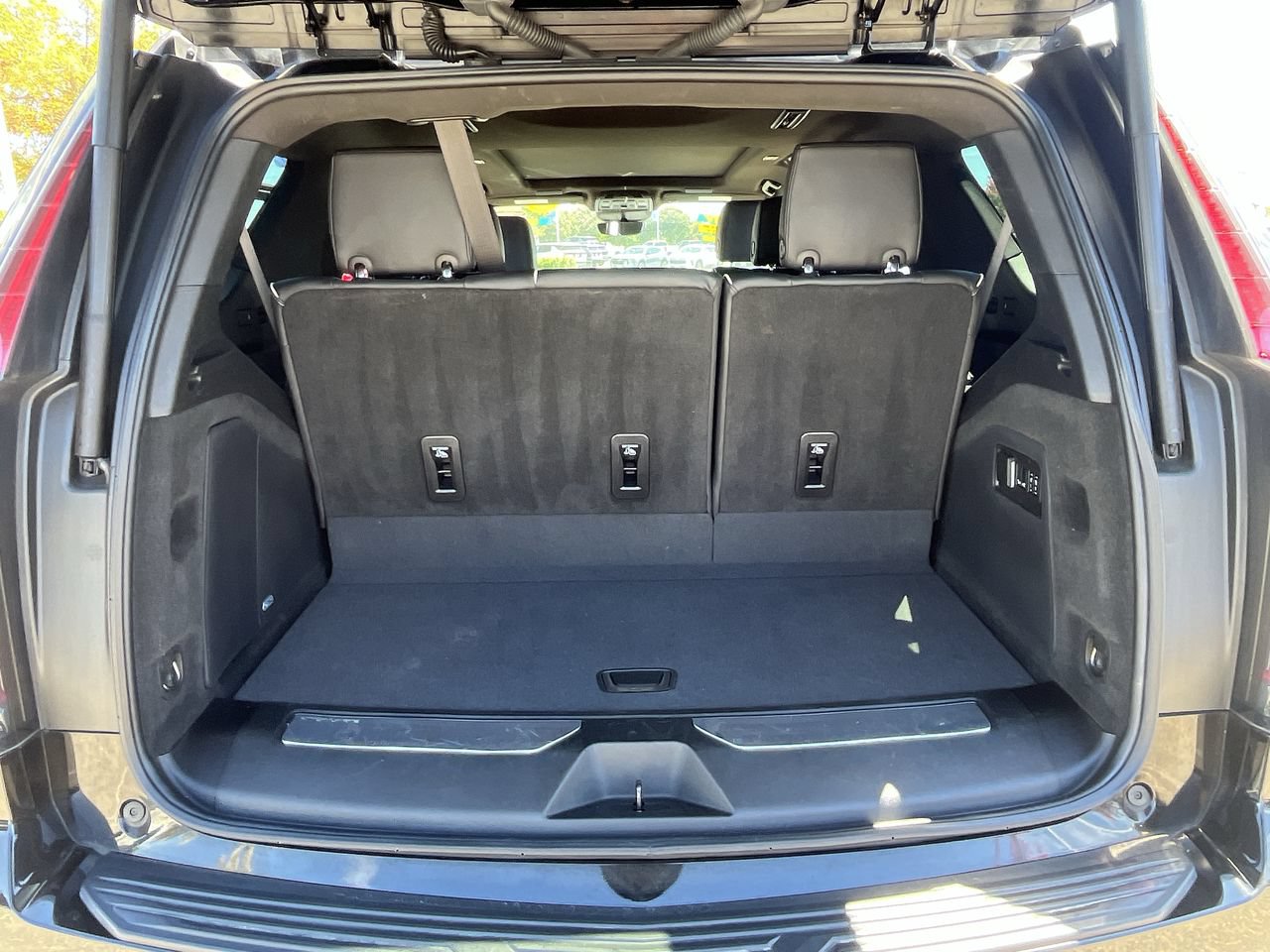 Used 2024 Cadillac Escalade Sport AWD/4WD image 26