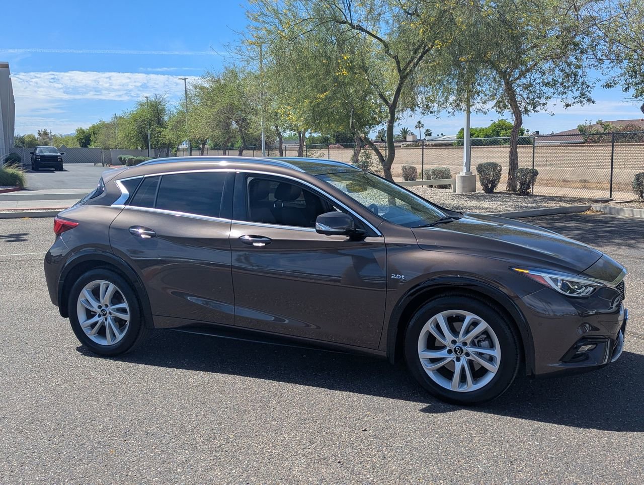 Certified 2019 INFINITI QX30 w/ Cargo Package image 6