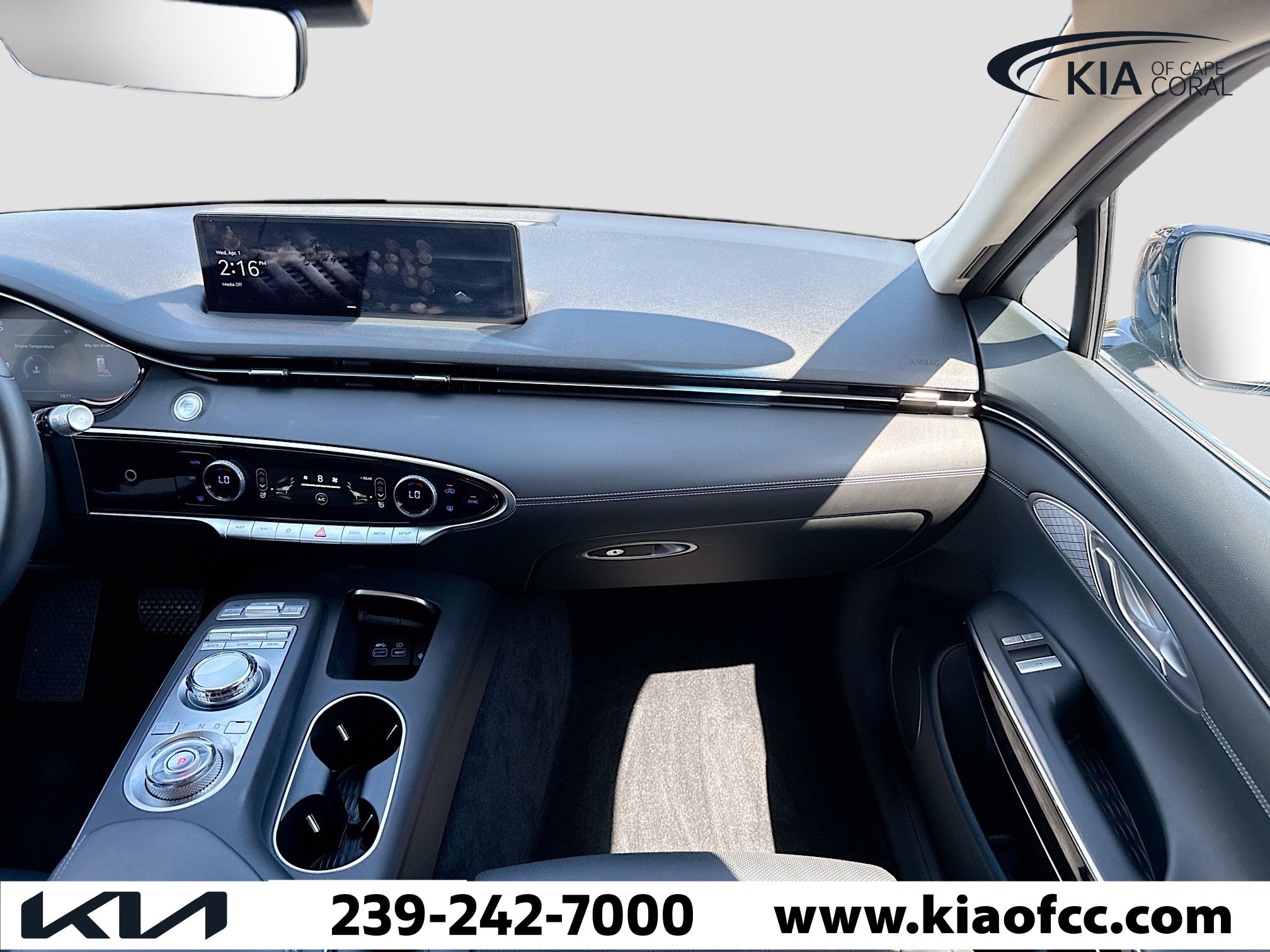 Used 2025 Genesis GV70 2.5T image 18