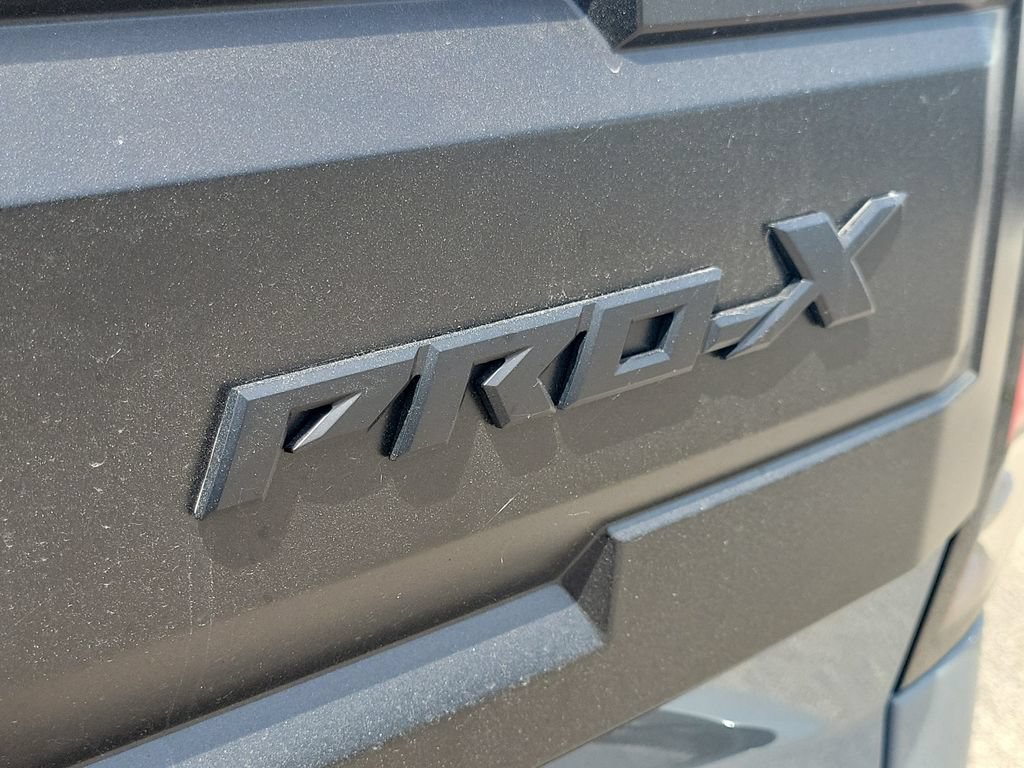 Used 2025 Nissan Frontier Pro-X RWD image 5