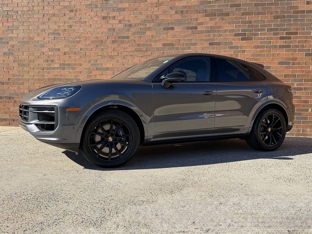 New 2026 Porsche Cayenne Coupe image 1