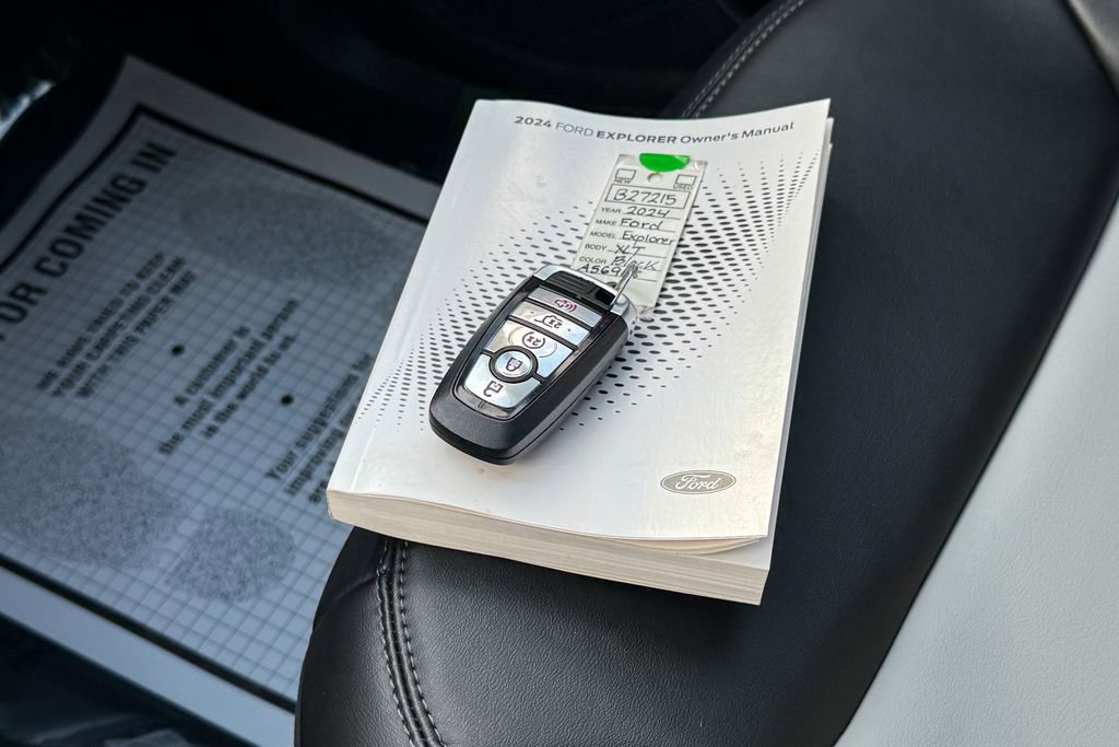 Certified 2024 Ford Explorer XLT w/ Equipment Group 202A image 36