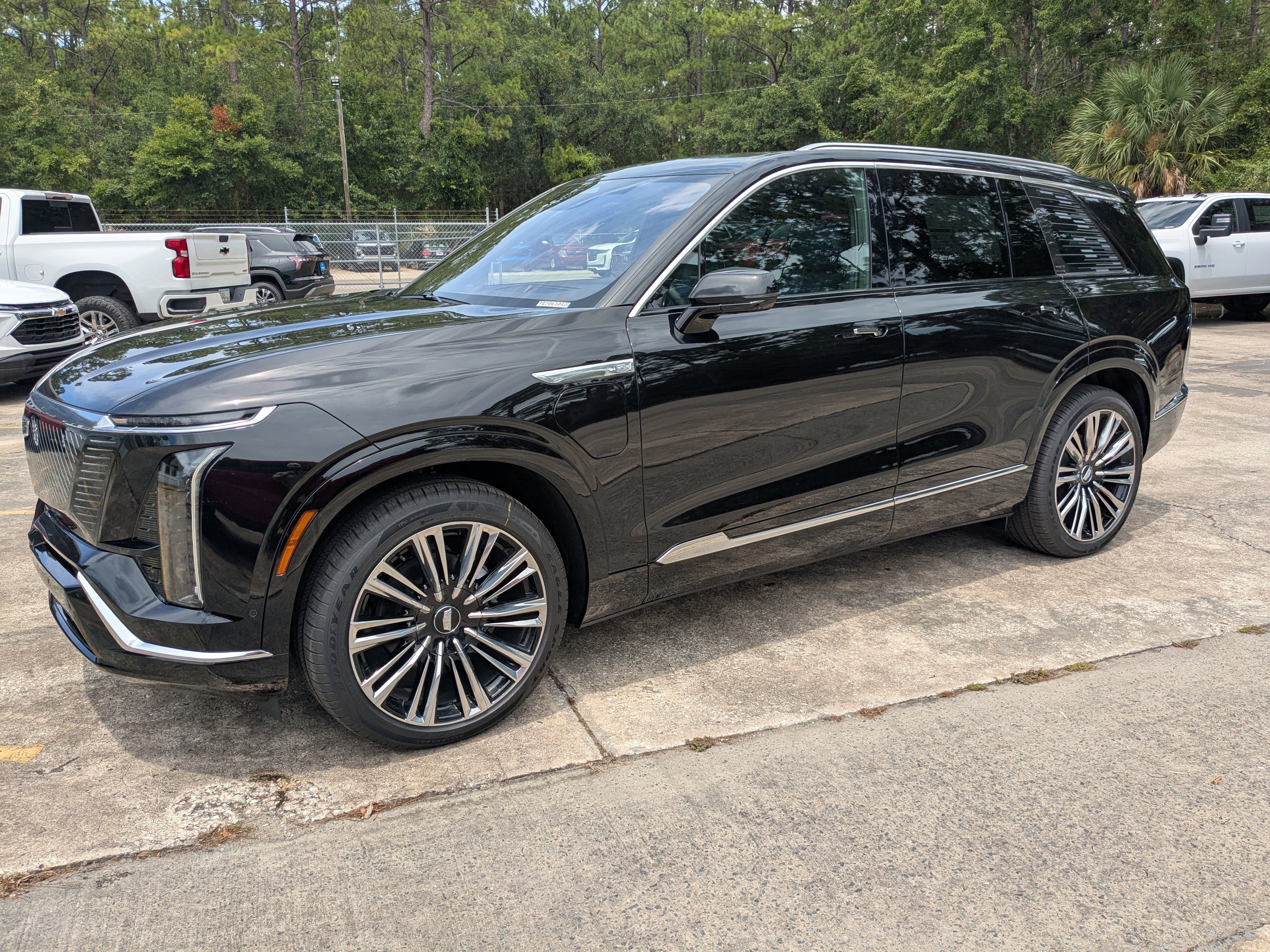 New 2026 Cadillac Vistiq Premium Luxury w/ LPO, Floor Liner Package video 2