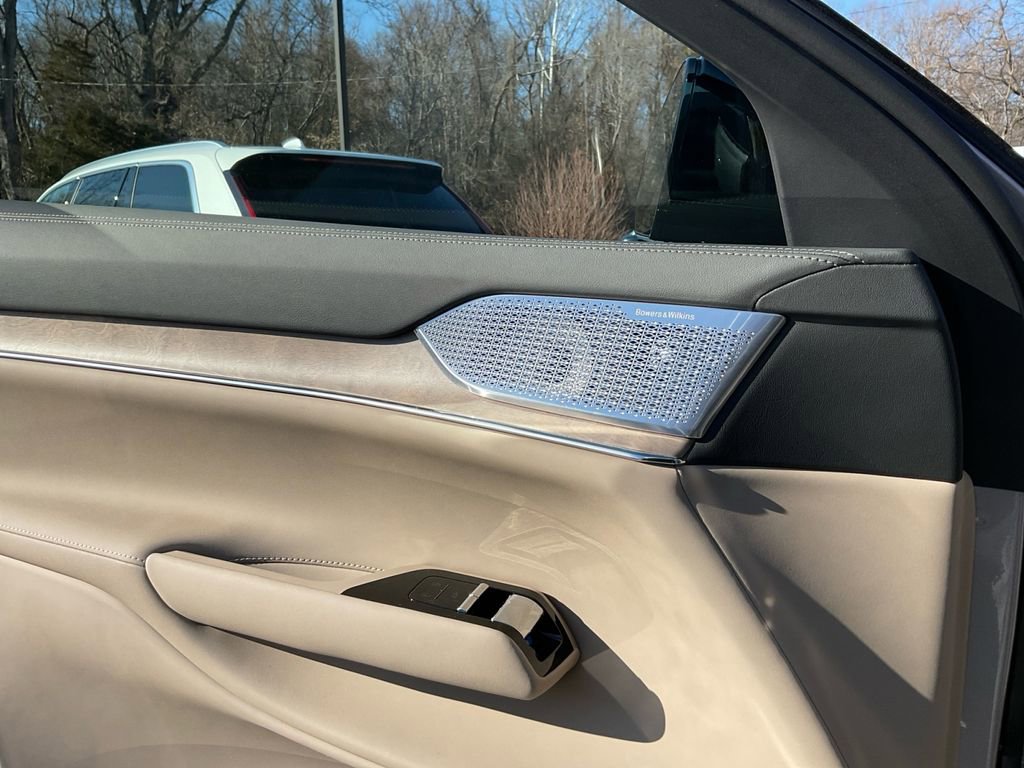 New 2026 Volvo EX90 Ultra image 21