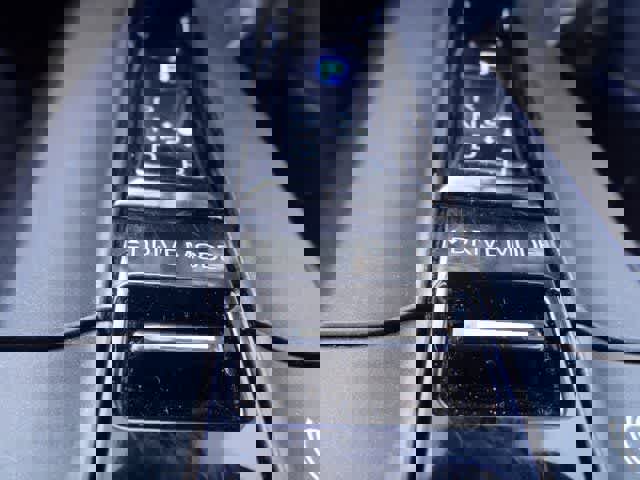 Used 2023 Toyota Crown XLE image 33