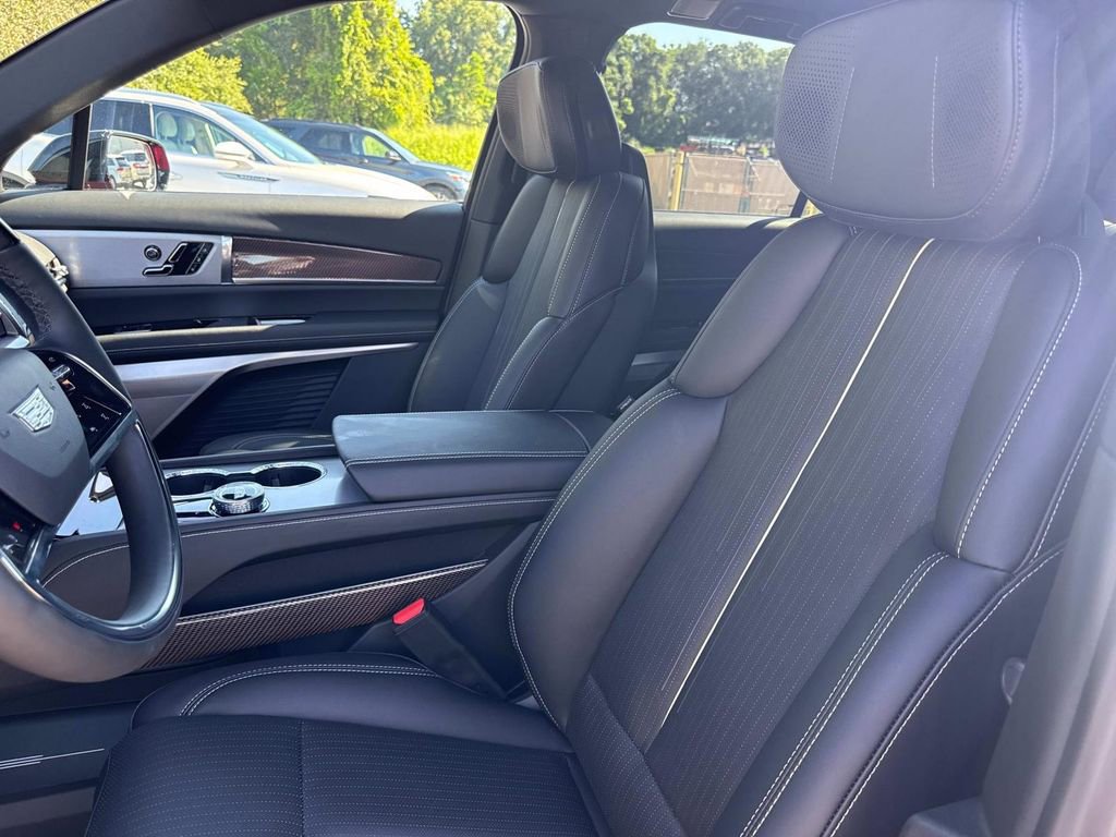 New 2026 Cadillac Vistiq Luxury image 22