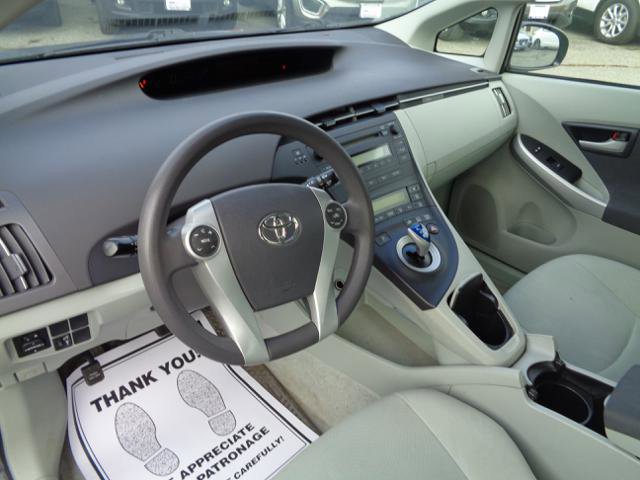 Used 2011 Toyota Prius Two image 27
