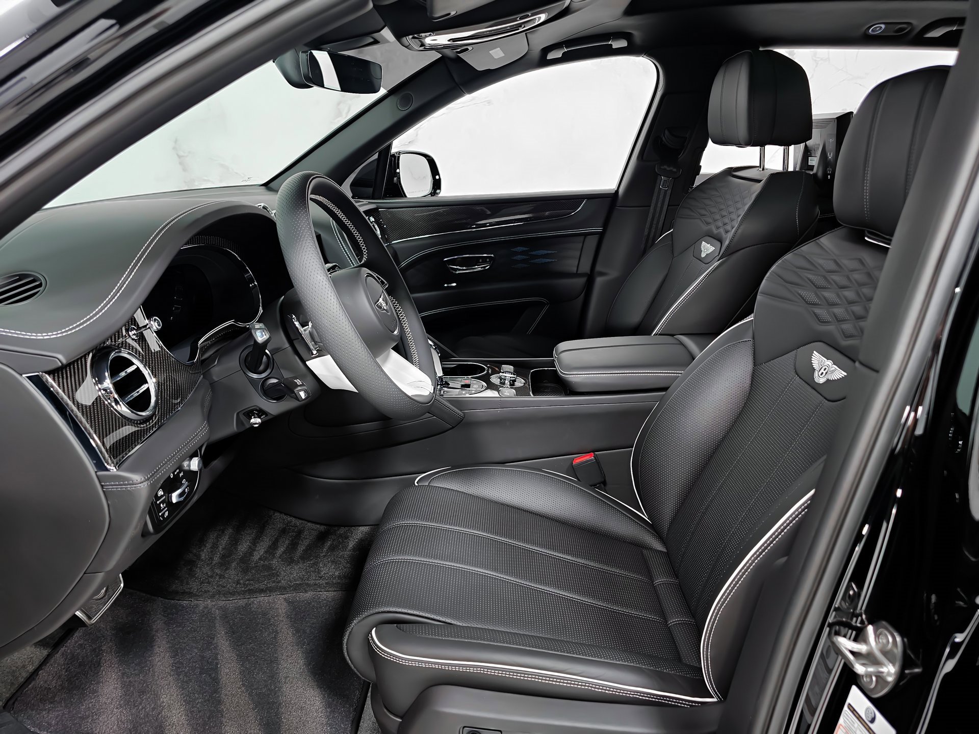 Used 2023 Bentley Bentayga Extended Wheelbase image 12