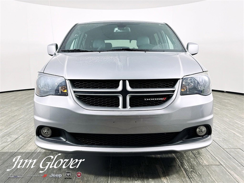 Used 2019 Dodge Grand Caravan GT image 2