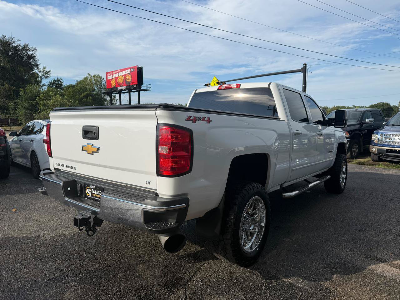 Used 2018 Chevrolet Silverado 2500 LT AWD/4WD image 5
