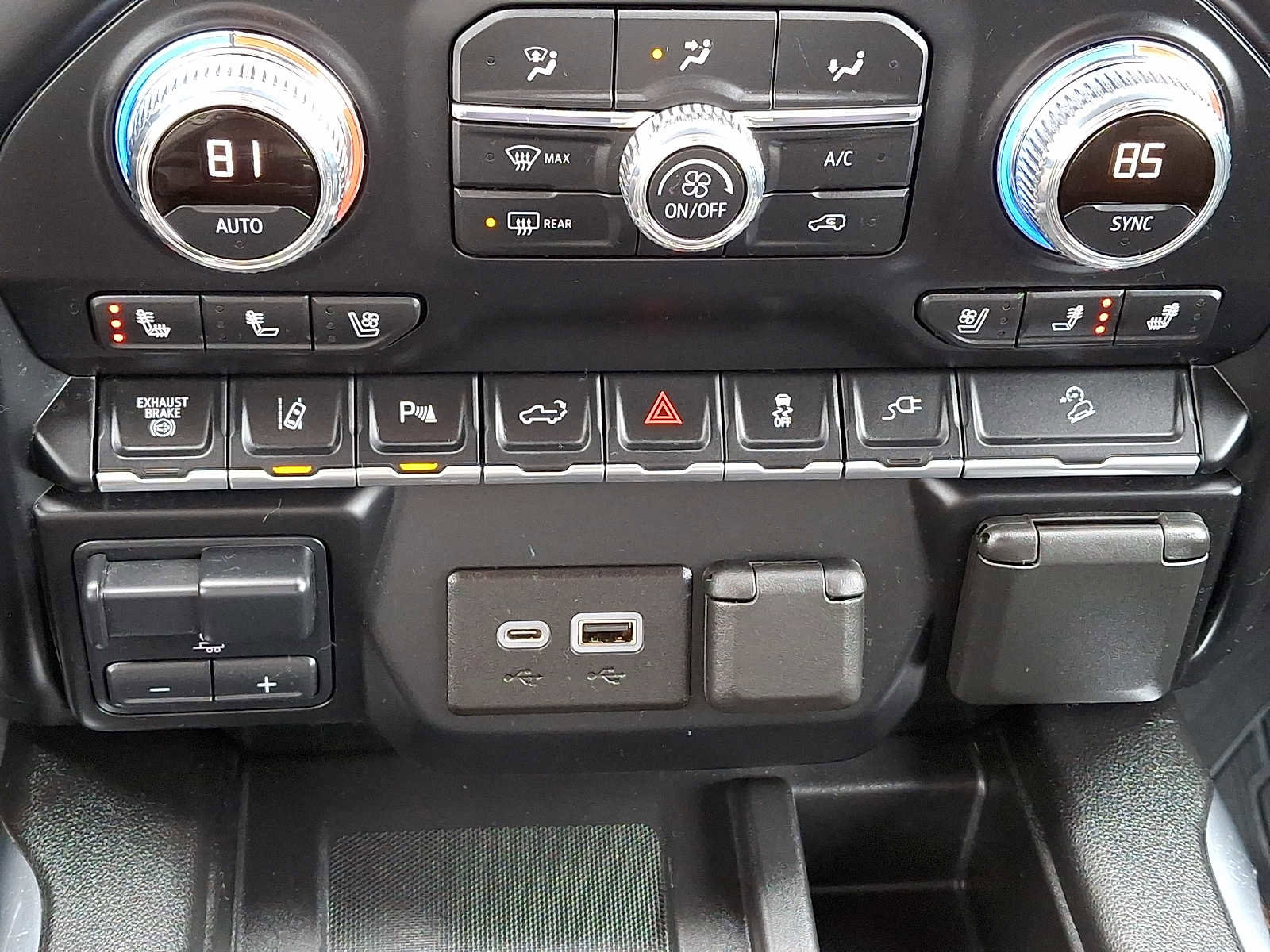 Used 2020 GMC Sierra 2500 Denali w/ Denali Ultimate Package image 26