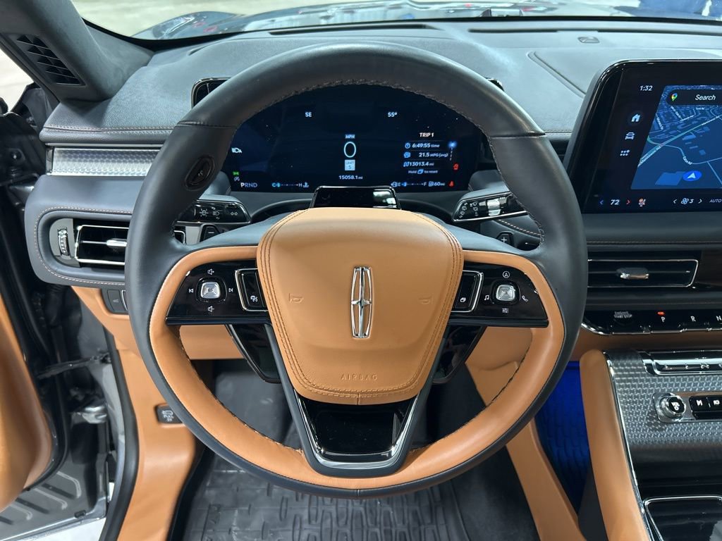 Certified 2025 Lincoln Aviator Black Label w/ Jet Appearance Package image 15