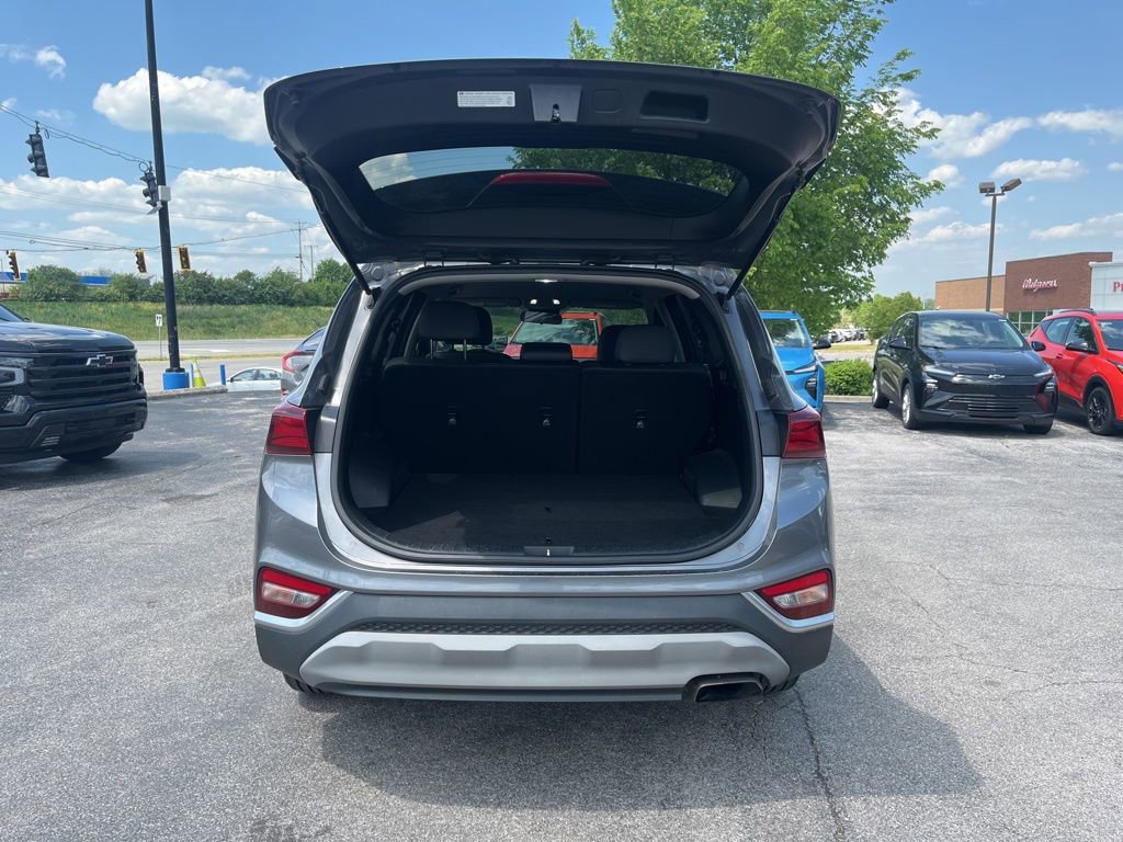Used 2019 Hyundai Santa Fe SE AWD/4WD image 11