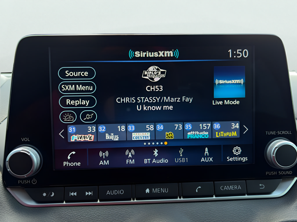 Used 2025 Nissan Sentra SR FWD image 15