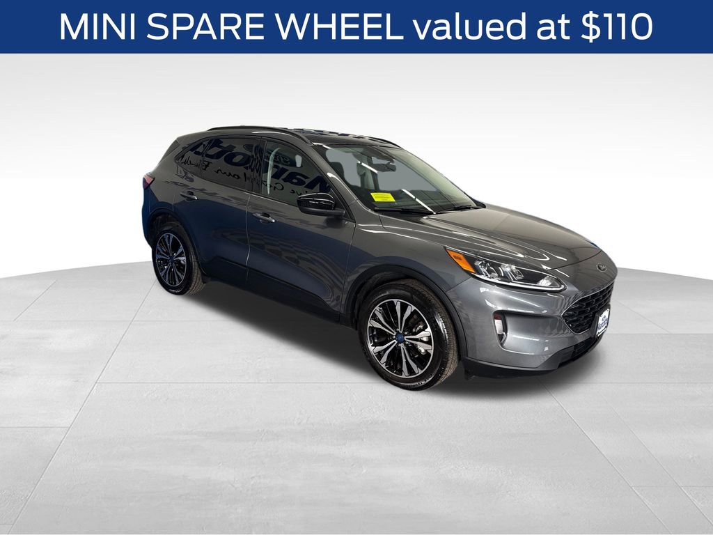 Certified 2022 Ford Escape SEL w/ SEL Stealth AWD Package image 9
