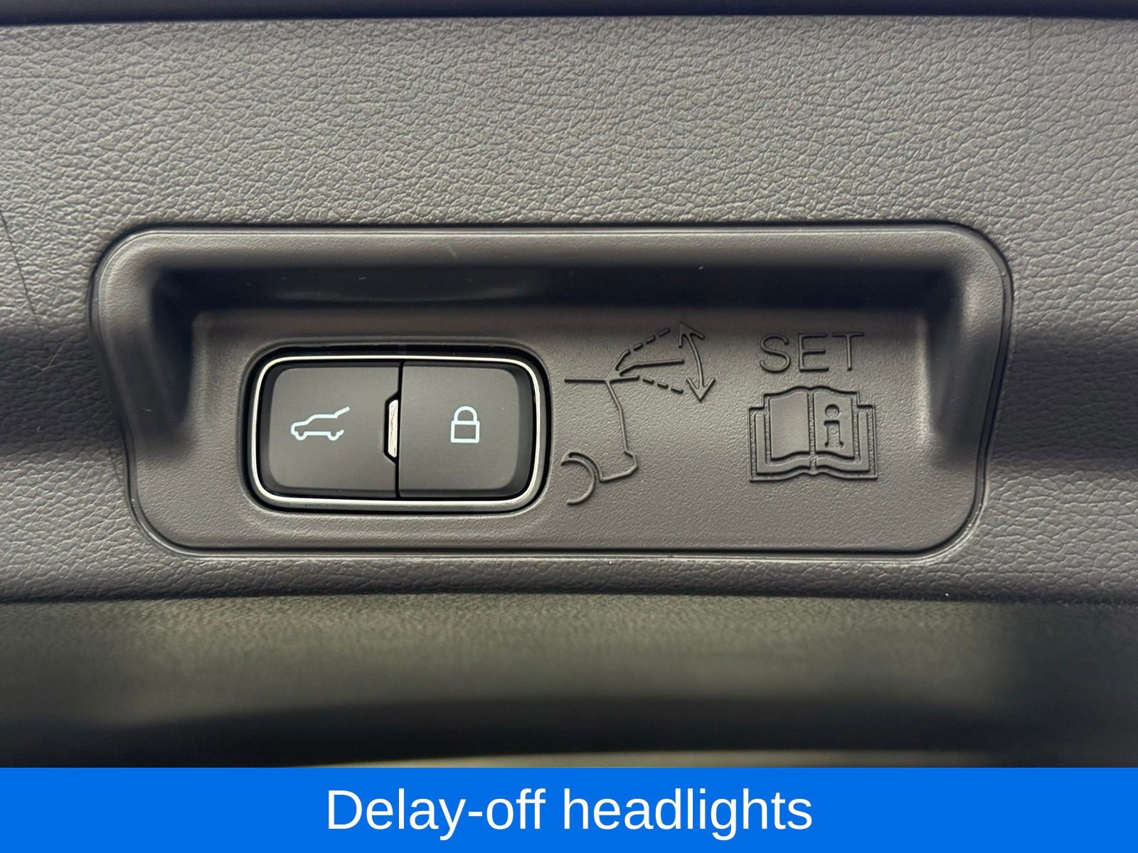 Used 2025 Ford Explorer Platinum w/ LUX Leather Package image 43