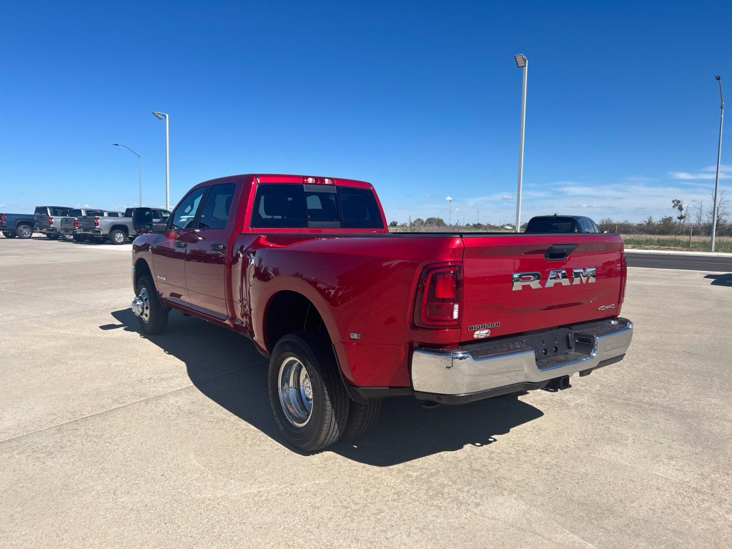 New 2027 RAM 3500 Big Horn AWD/4WD image 3