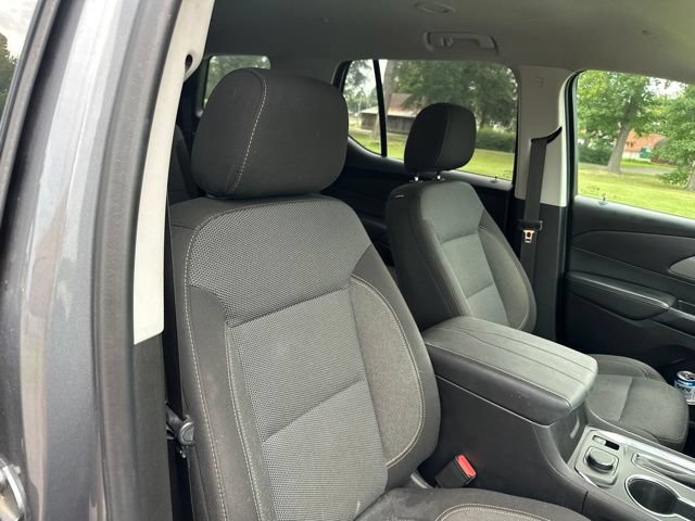 Used 2020 Chevrolet Traverse LT FWD image 26