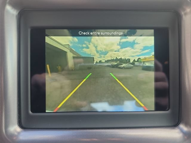 Used 2020 Dodge Challenger SXT RWD image 27