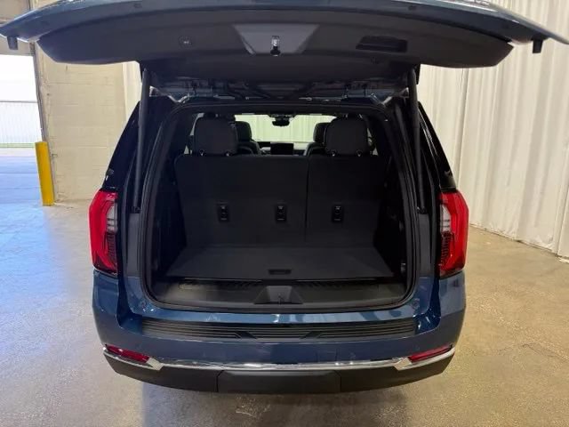 New 2026 GMC Yukon Elevation w/ Technology Package AWD/4WD image 25