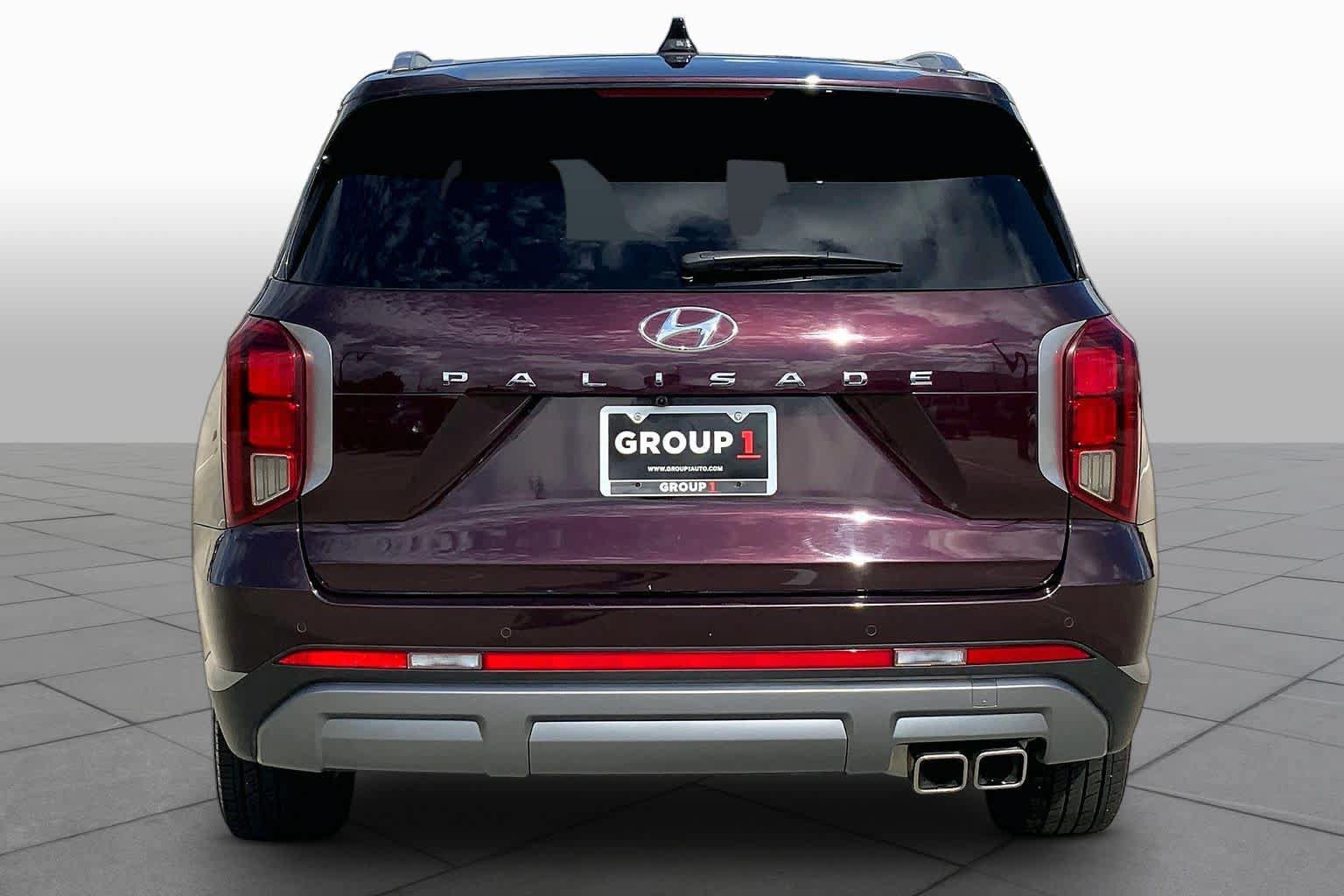 Used 2024 Hyundai Palisade SEL FWD image 5
