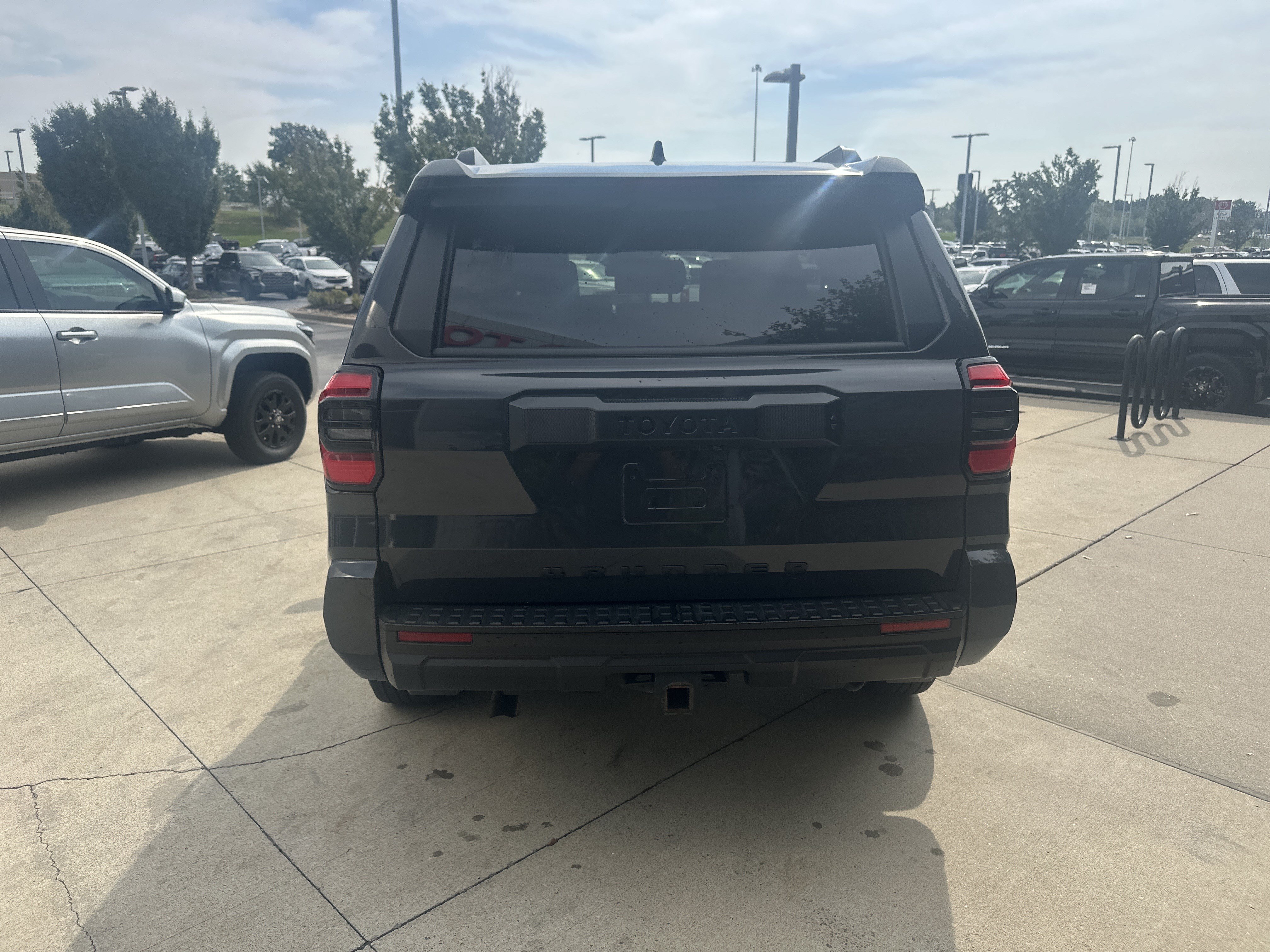 Used 2025 Toyota 4Runner SR5 AWD/4WD image 8