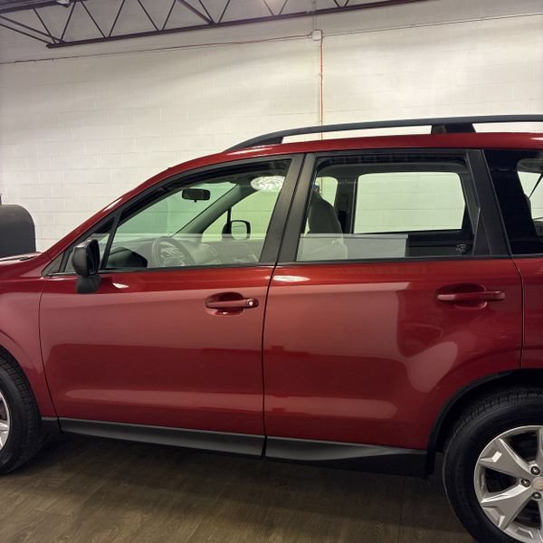 Used 2016 Subaru Forester 2.5i w/ Alloy Wheel Package AWD/4WD image 8