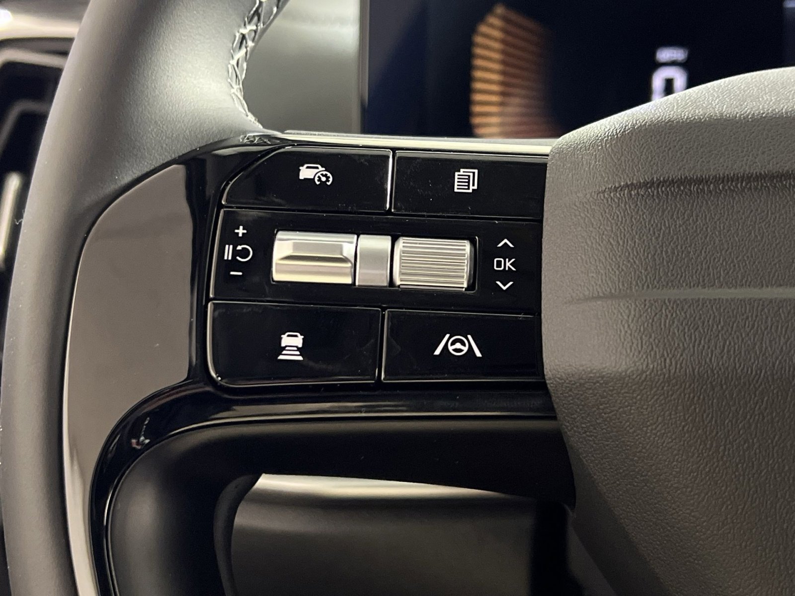 New 2026 Kia Sorento S image 30