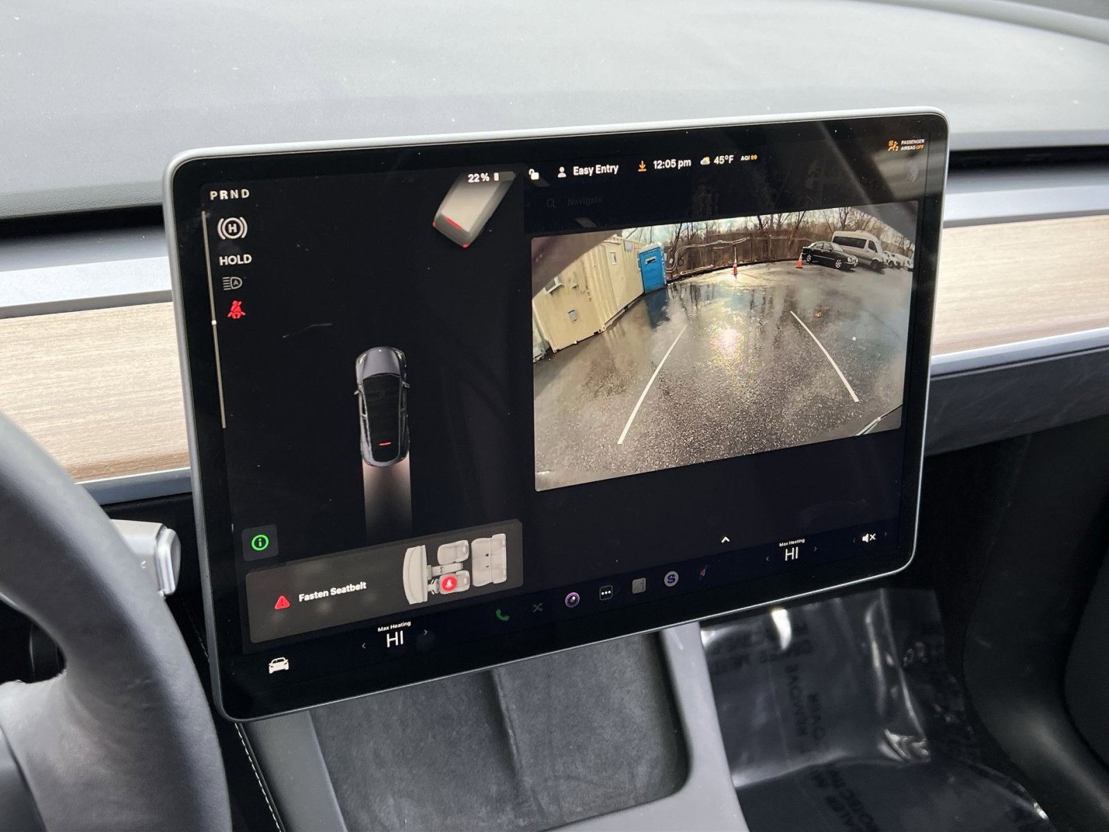 Used 2022 Tesla Model Y Long Range image 17