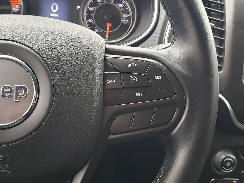 Used 2019 Jeep Cherokee Trailhawk image 26