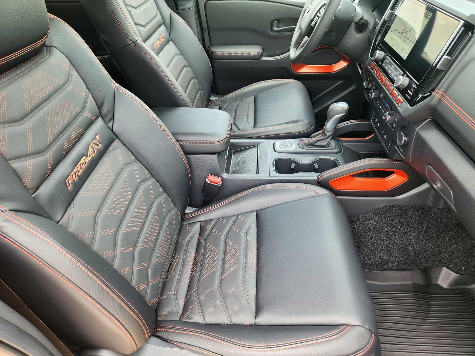 New 2026 Nissan Frontier PRO-4X AWD/4WD image 13