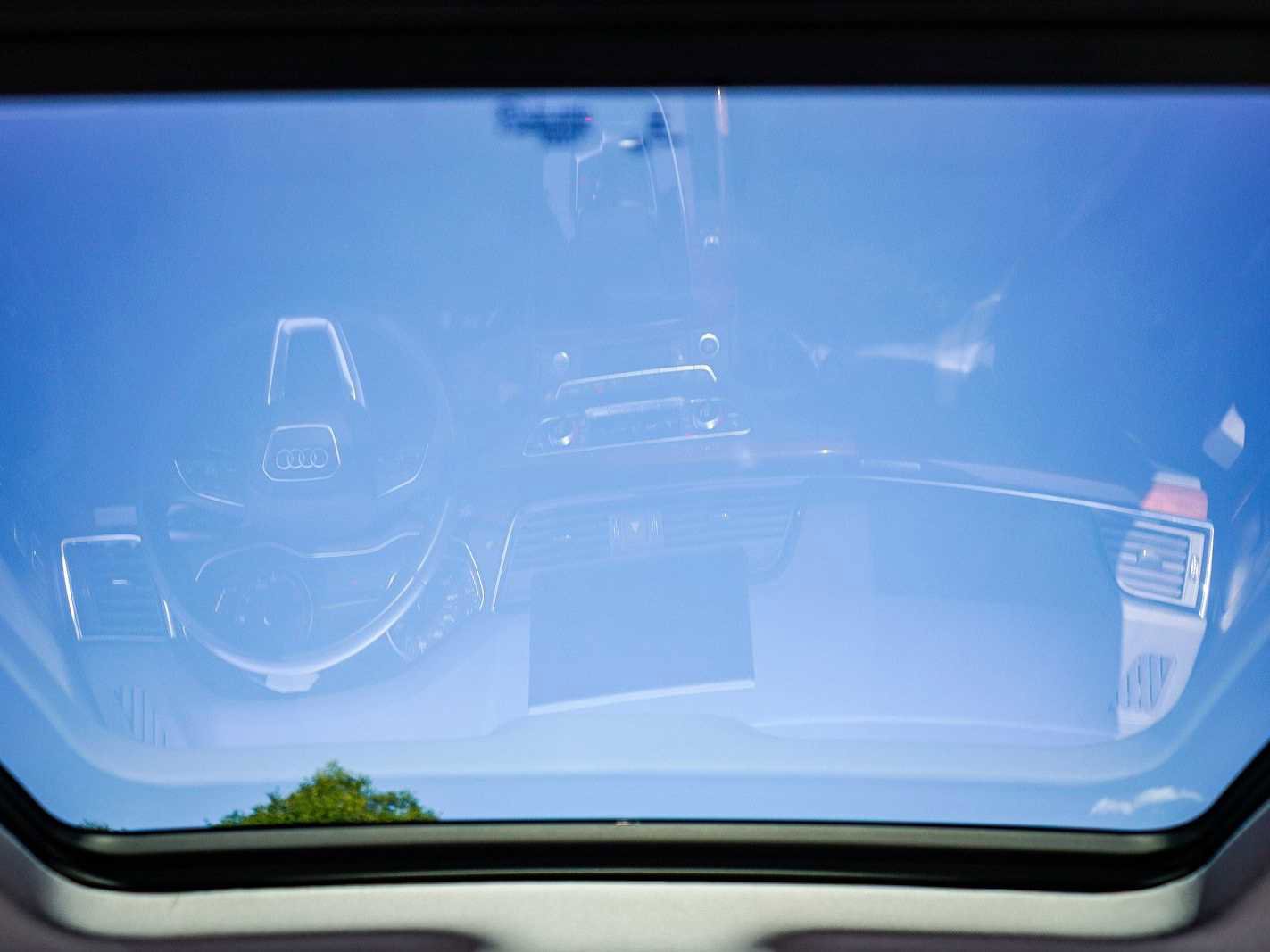 Used 2023 Audi Q5 2.0T Premium w/ Convenience Package image 11