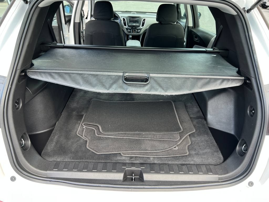 Used 2022 Chevrolet Equinox LS AWD/4WD image 20