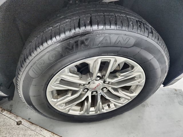 Used 2024 GMC Yukon SLT AWD/4WD image 38