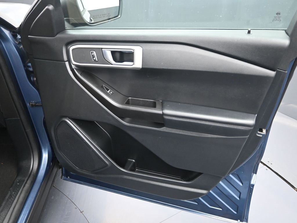 Used 2020 Ford Explorer 2WD image 35