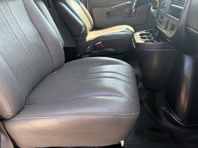 Used 2023 GMC Savana 2500 Extended w/ Driver Convenience Package RWD image 19