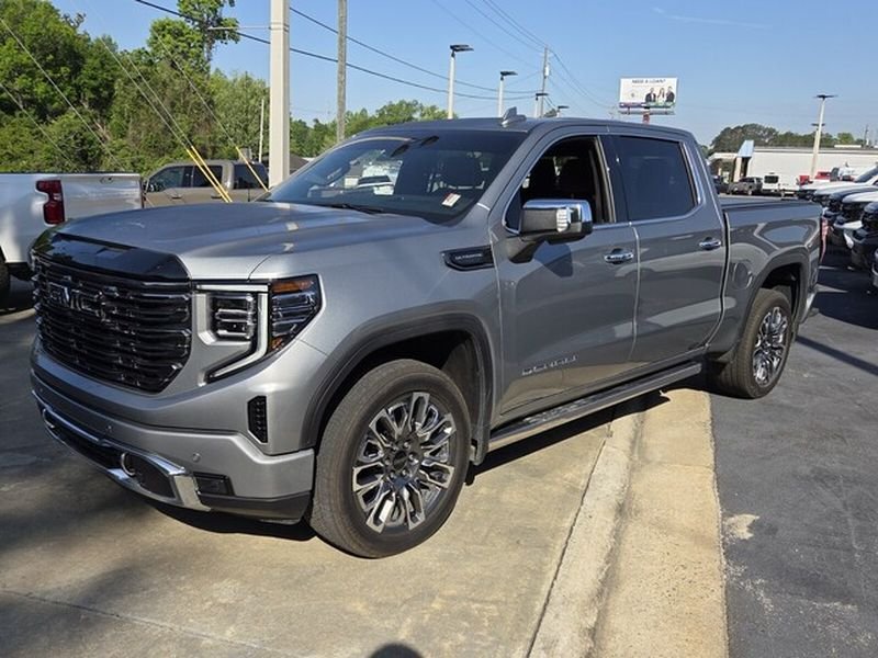 Used 2026 GMC Sierra 1500 Denali Ultimate AWD/4WD image 3